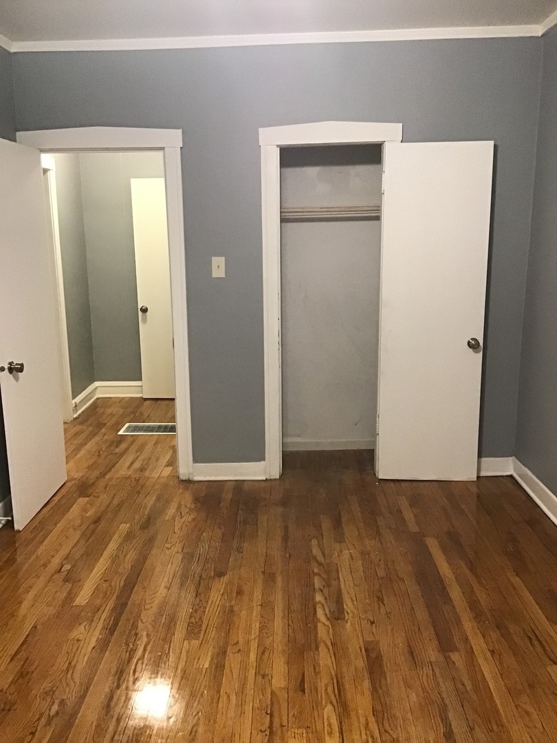 7255 S Washtenaw Street #1F, Chicago, IL 60629