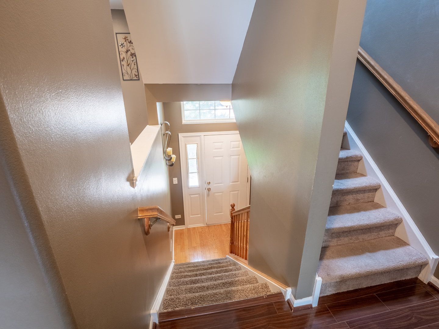 1052 Mayfield Drive, Glendale Heights, IL 60139