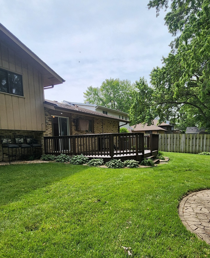 18068 Jason Lane, Lansing, IL 60438
