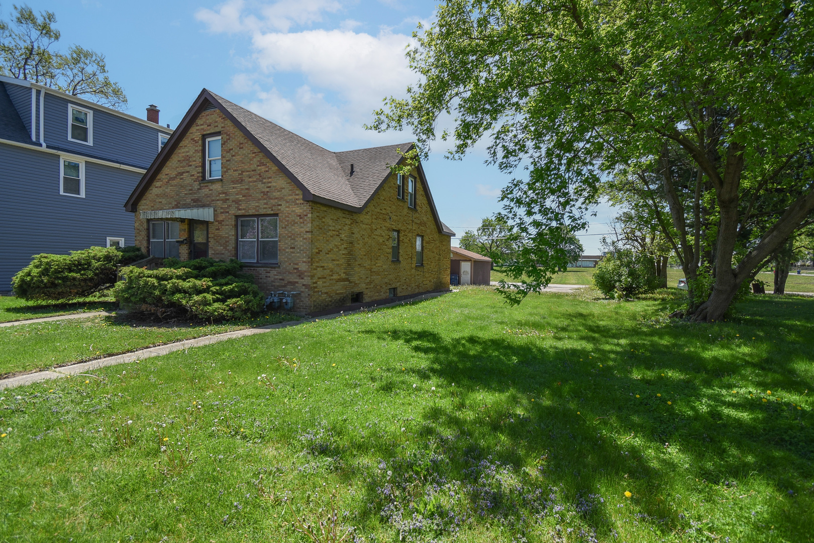 1807 16th Street, North Chicago, IL 60064