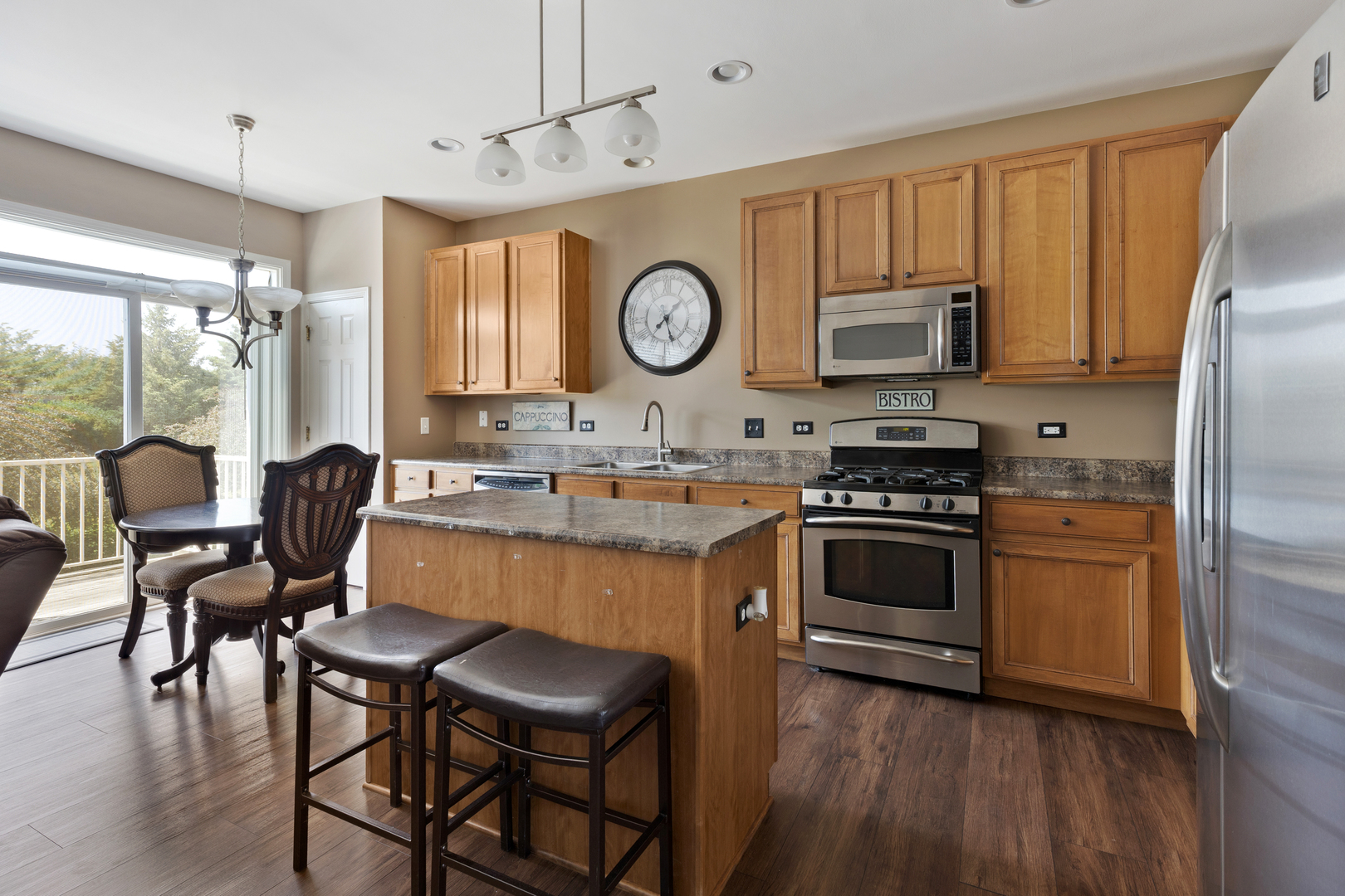 718 Thornbury Road #718, Bartlett, IL 60103