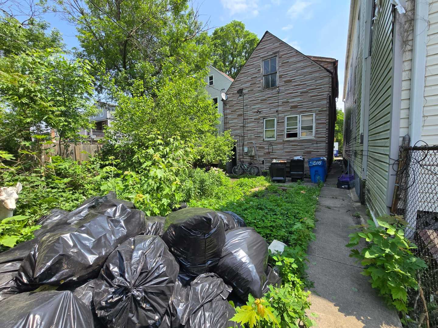 5022 S Laflin Street, Chicago, IL 60609