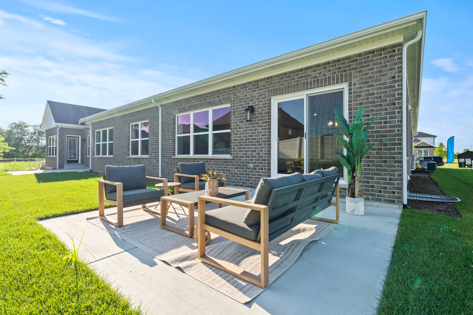 16520 Kayla Drive, Lemont, IL 60439