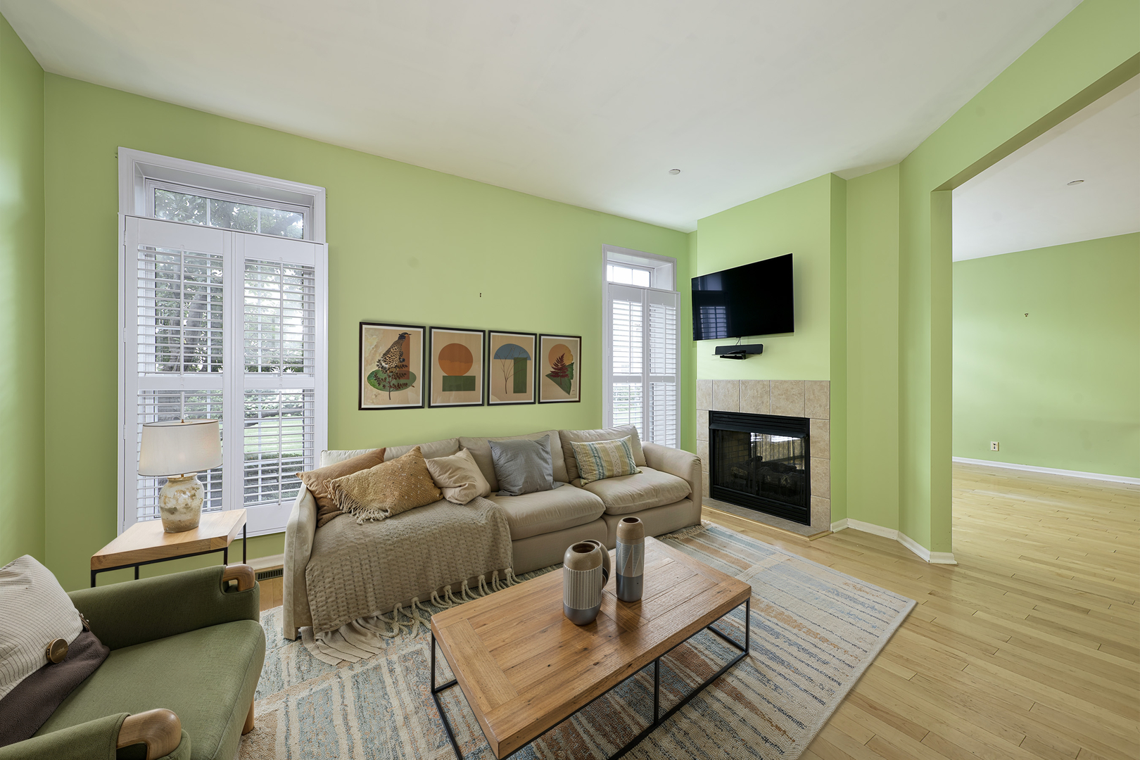 824 Stone Canyon Circle #824, Inverness, IL 60010