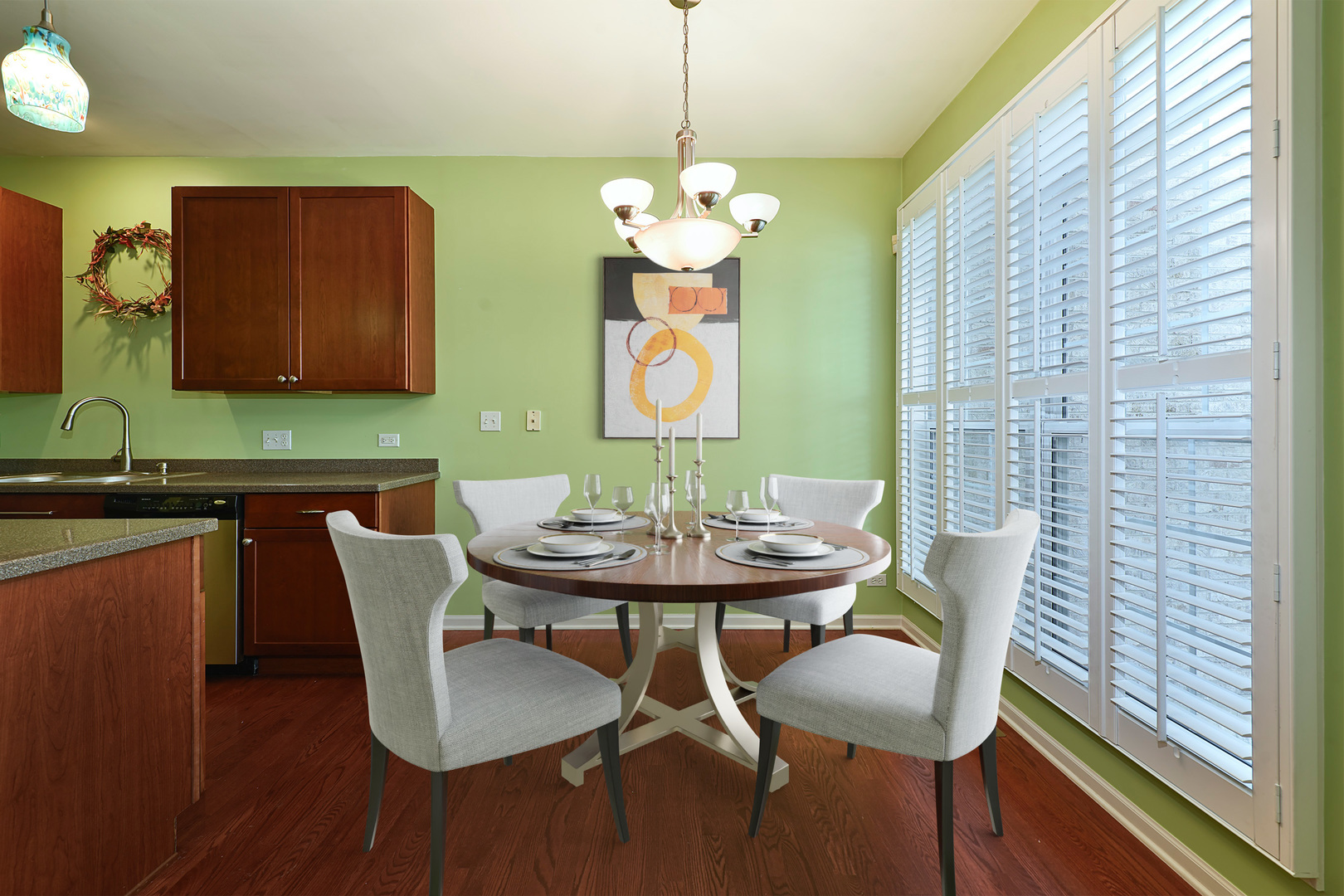 824 Stone Canyon Circle #824, Inverness, IL 60010