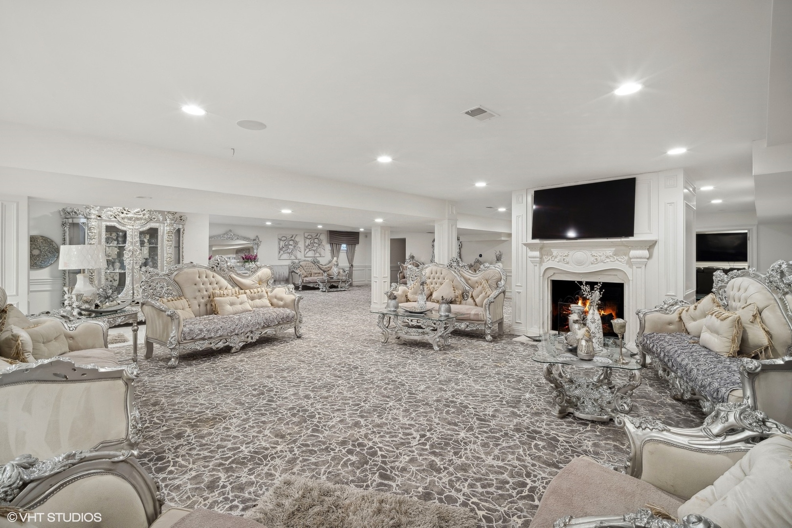 2315 N Arlington Heights Road, Arlington Heights, IL 60004