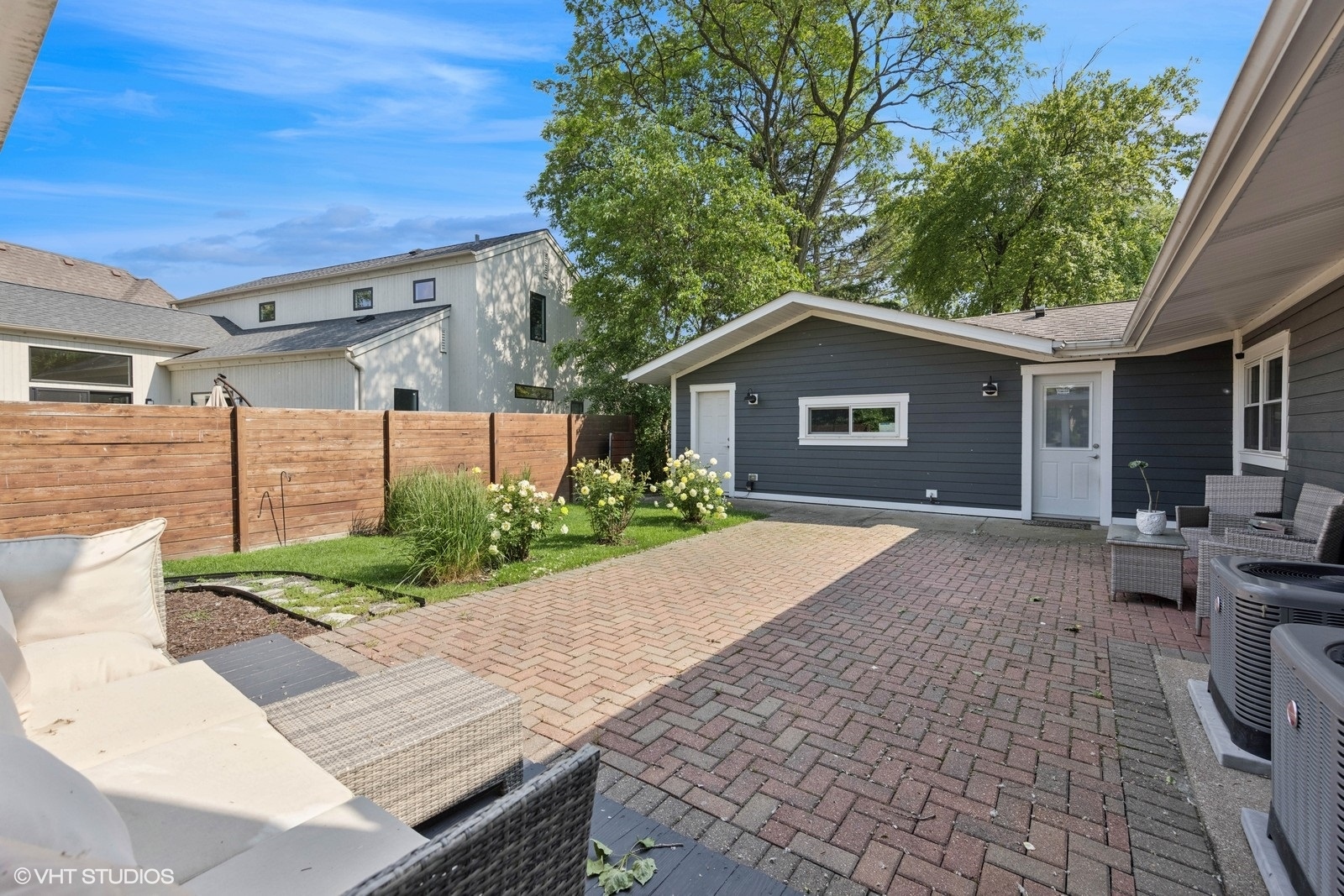 621 W 56th Street, Hinsdale, IL 60521