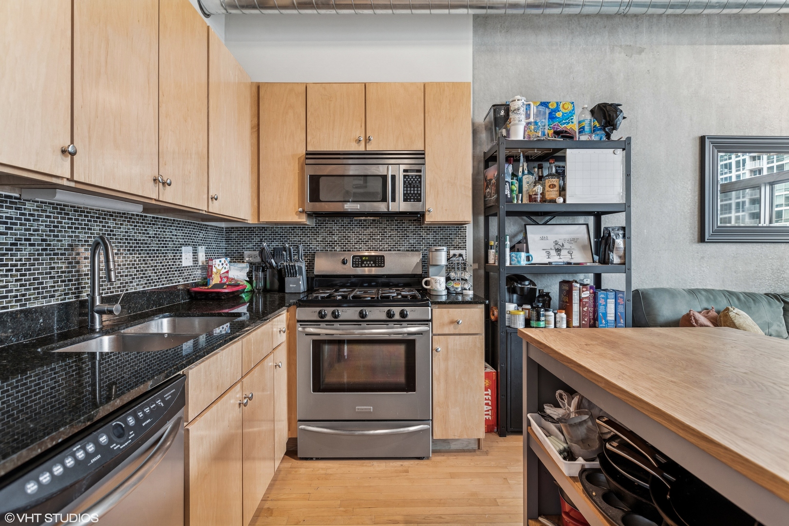 630 N Franklin Street #1012, Chicago, IL 60654