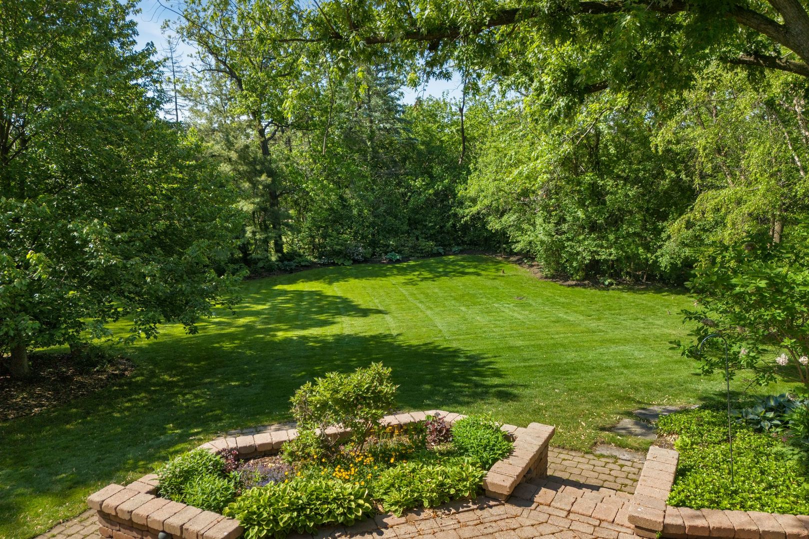 36 Croydon Lane, Oak Brook, IL 60523