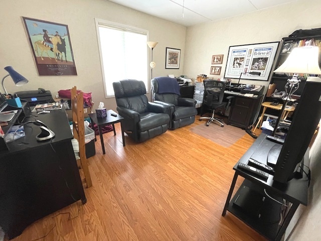 5814 Wolf Road #B-2, Western Springs, IL 60558