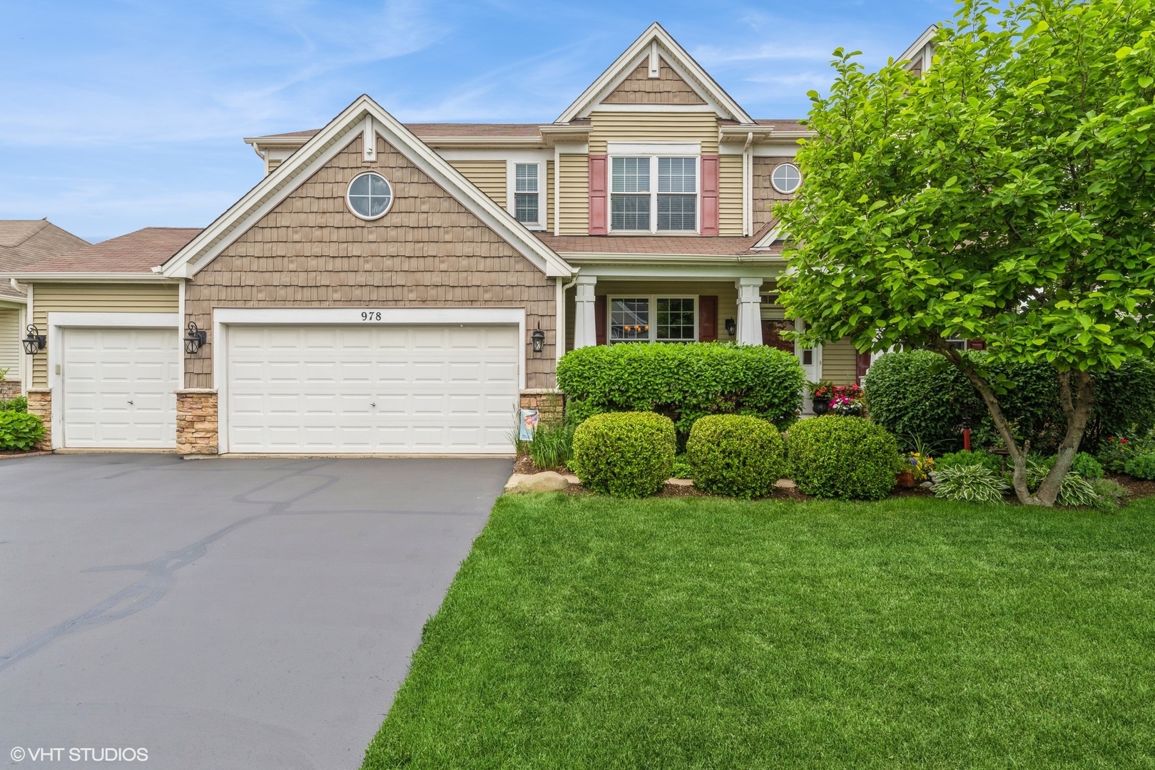 978 Forestview Way, Antioch, IL 60002