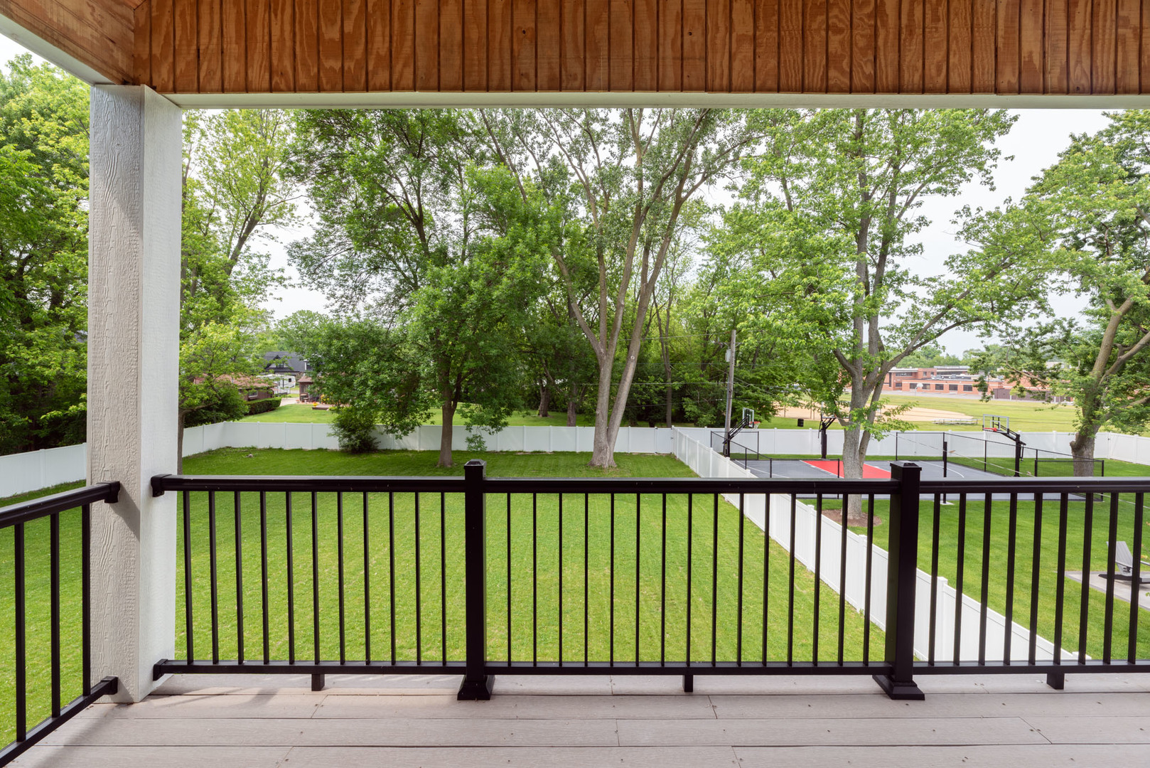 1418 W Maude Avenue, Arlington Heights, IL 60004
