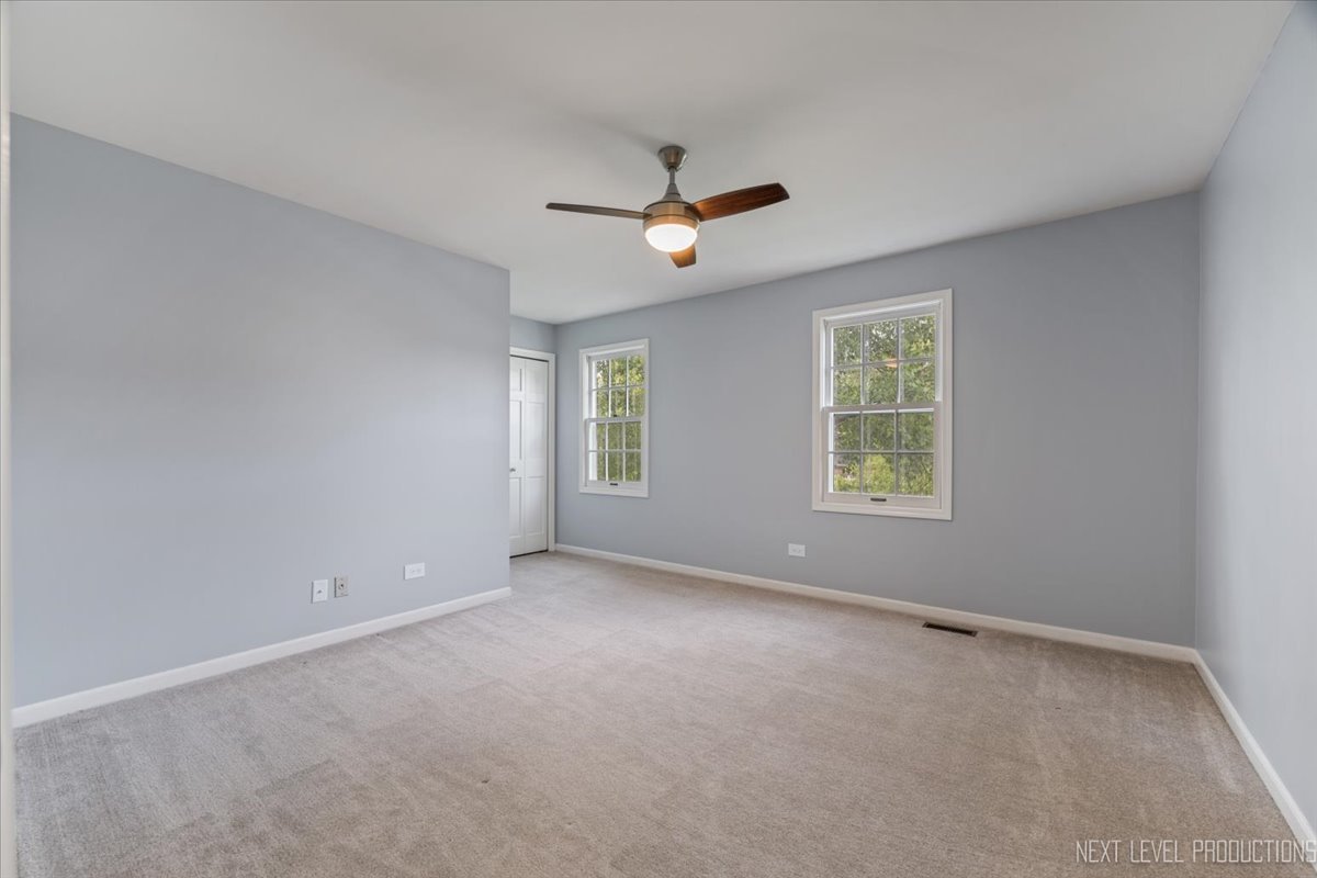 2802 Wedgewood Drive, Naperville, IL 60565
