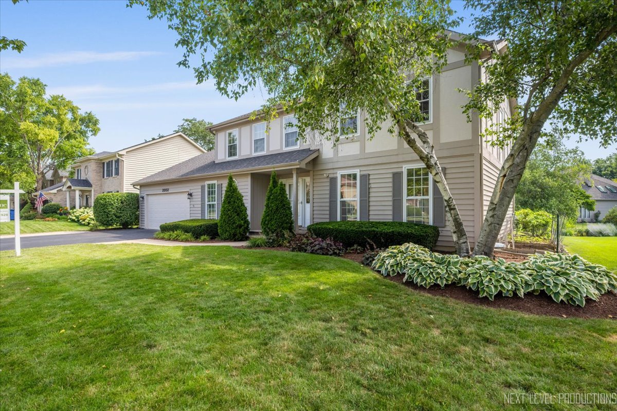 2802 Wedgewood Drive, Naperville, IL 60565