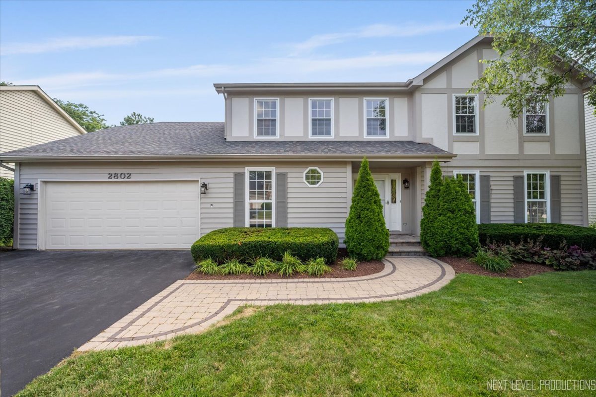 2802 Wedgewood Drive, Naperville, IL 60565