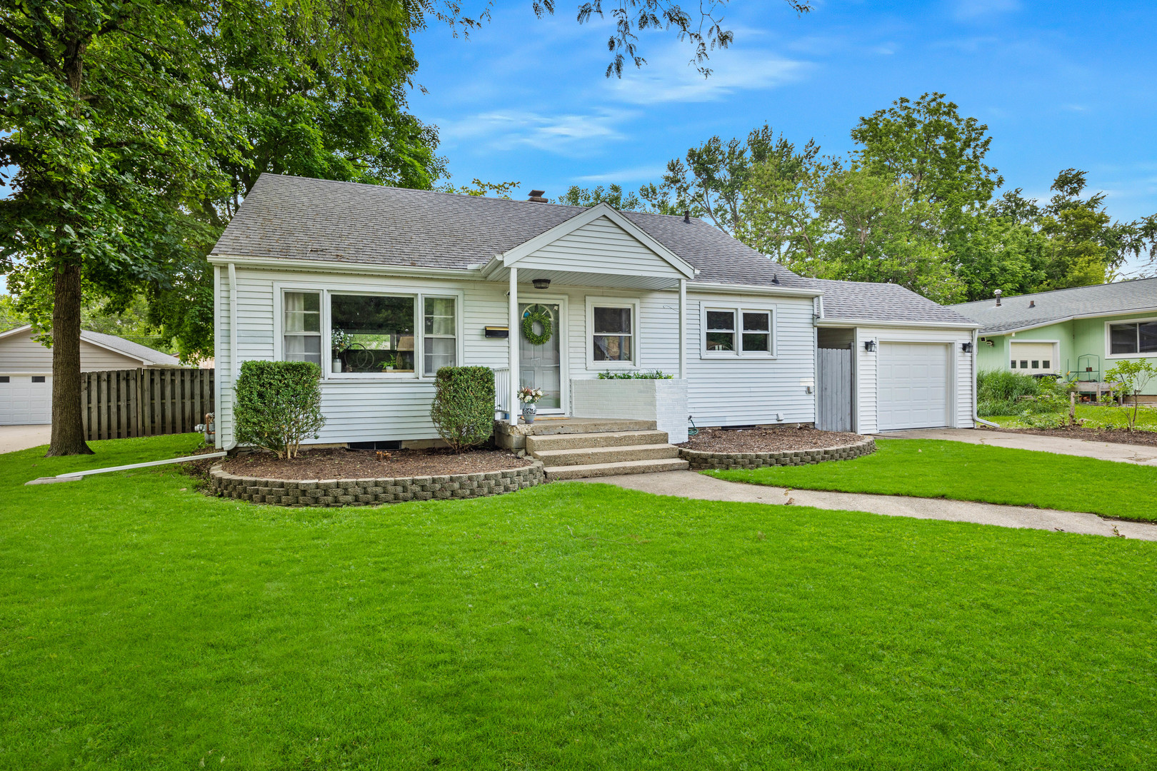 1005 N Walnut Street, Normal, IL 61761