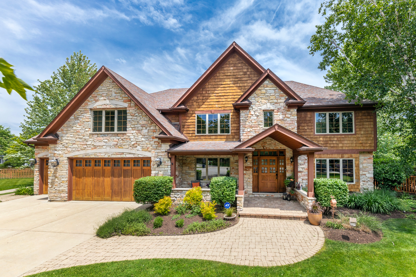 1012 Kennesaw Court, Naperville, IL 60540