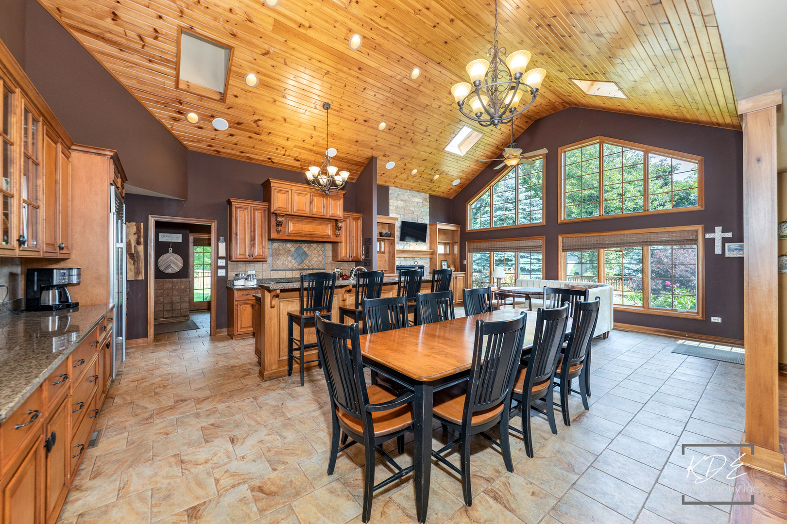 1012 Kennesaw Court, Naperville, IL 60540