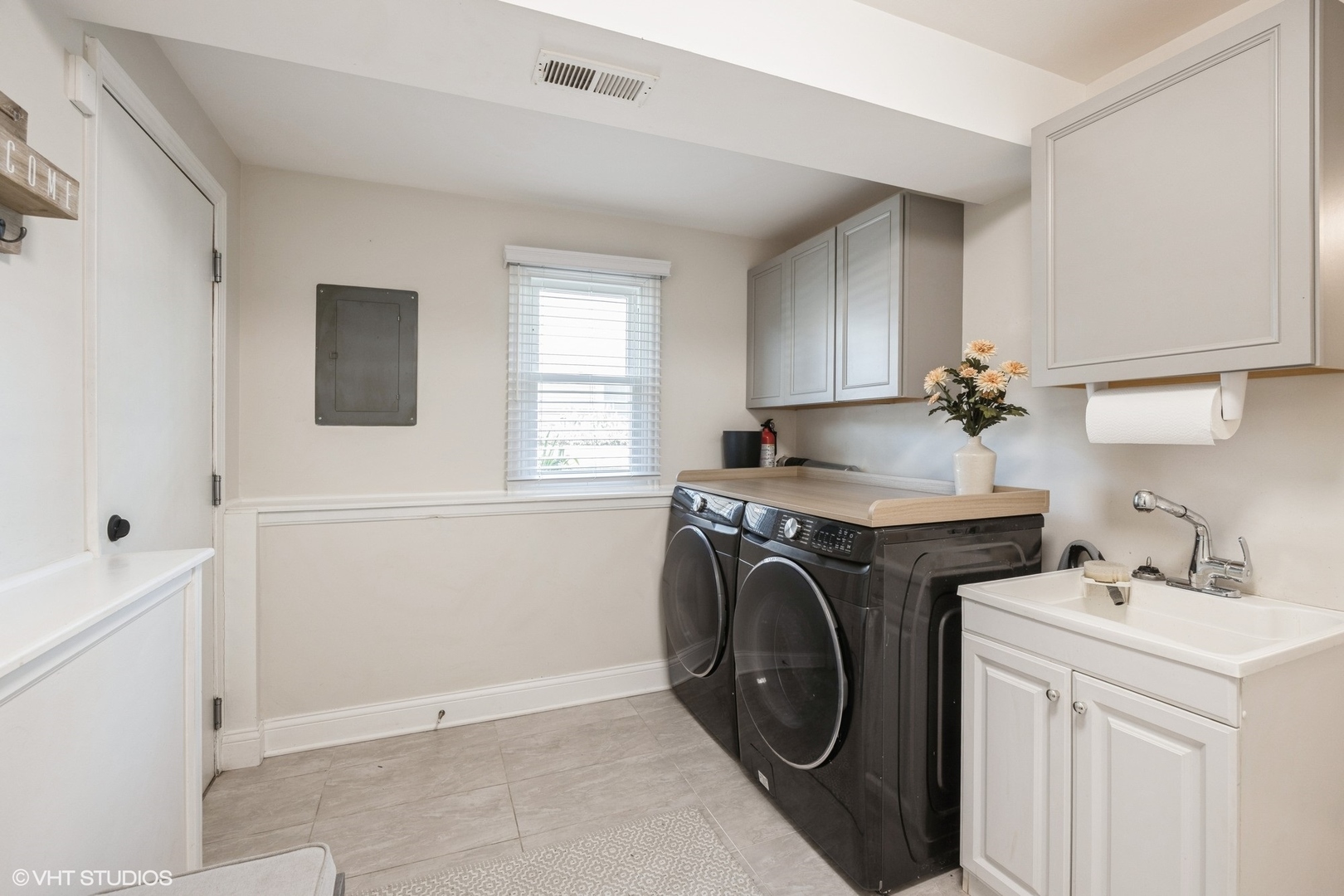 3925 Williams Street, Downers Grove, IL 60515
