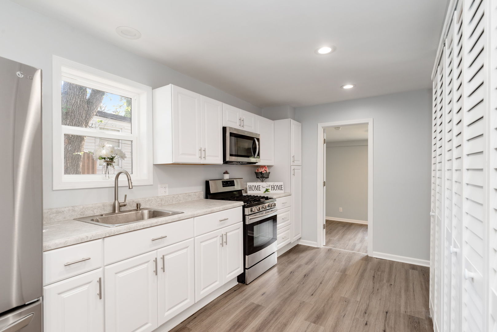 3821 E Wonder Lake Road, Wonder Lake, IL 60097