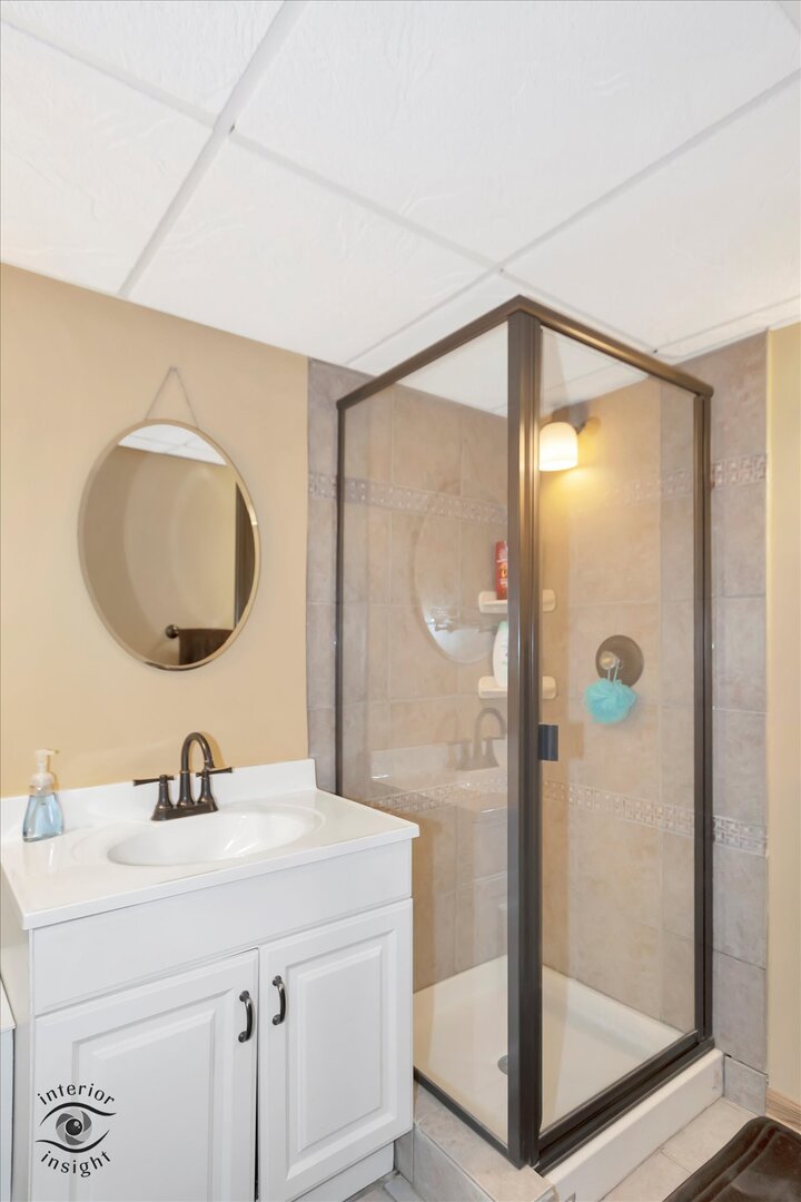 39 N Elizabeth Street, Lombard, IL 60148