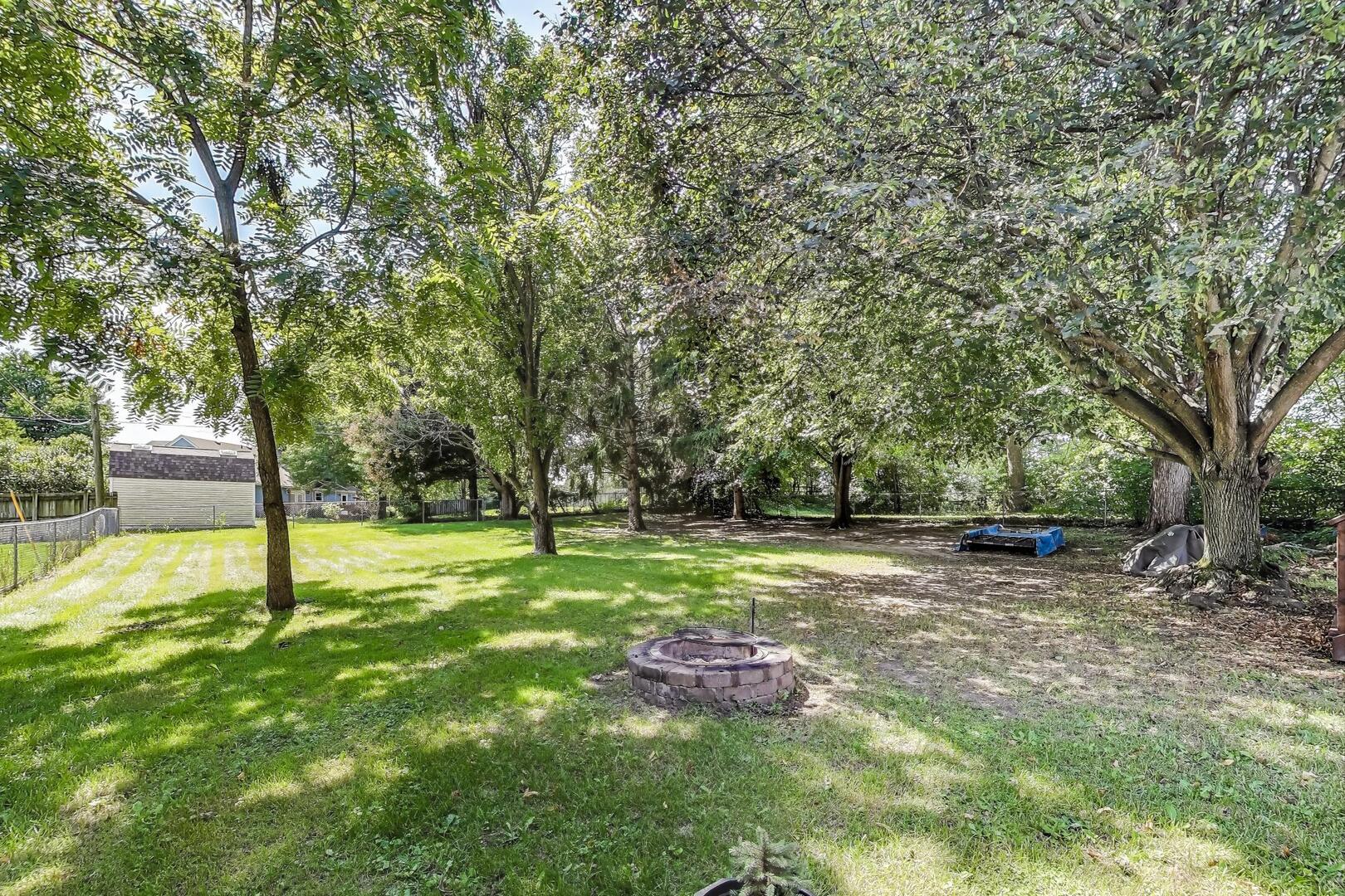 312 Douglas Road, Batavia, IL 60510