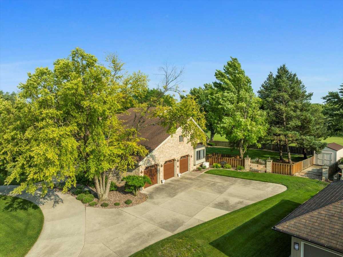 1810 Cardinal Court, Pontiac, IL 61764