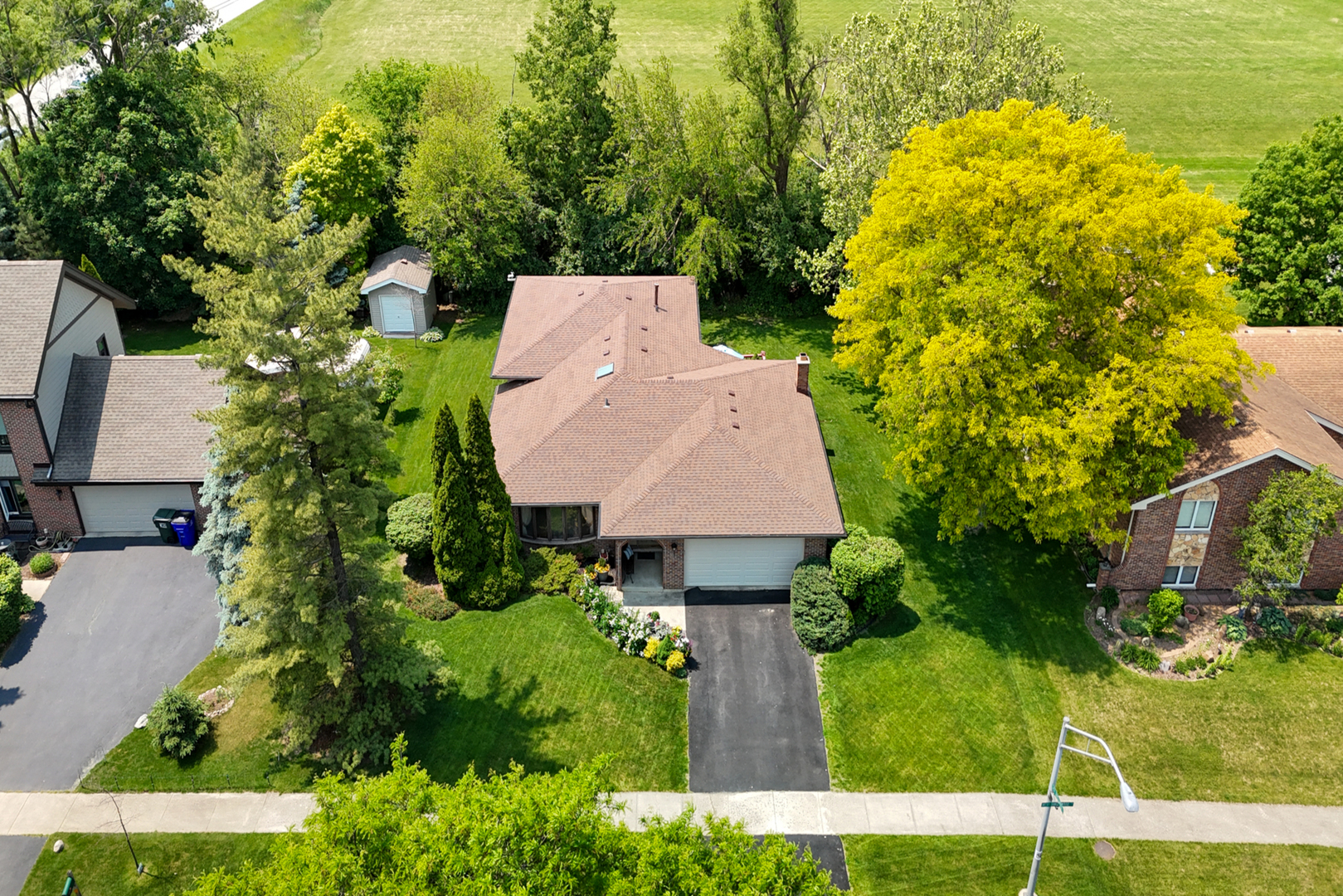 13040 W Tanglewood Circle, Palos Park, IL 60464