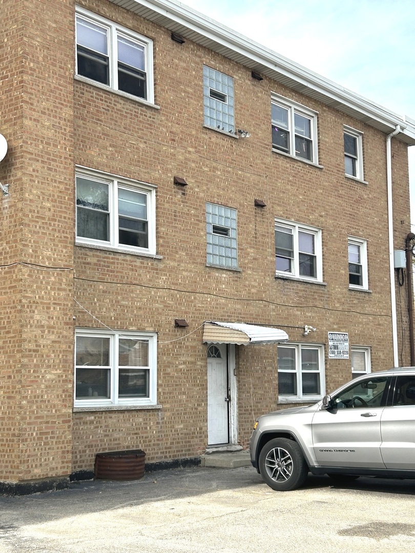 543 GENEVA Avenue #104A, Bellwood, IL 60104