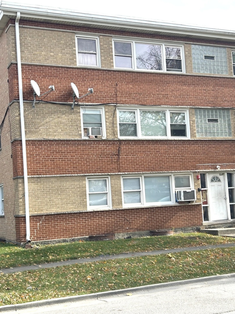 543 GENEVA Avenue #104A, Bellwood, IL 60104