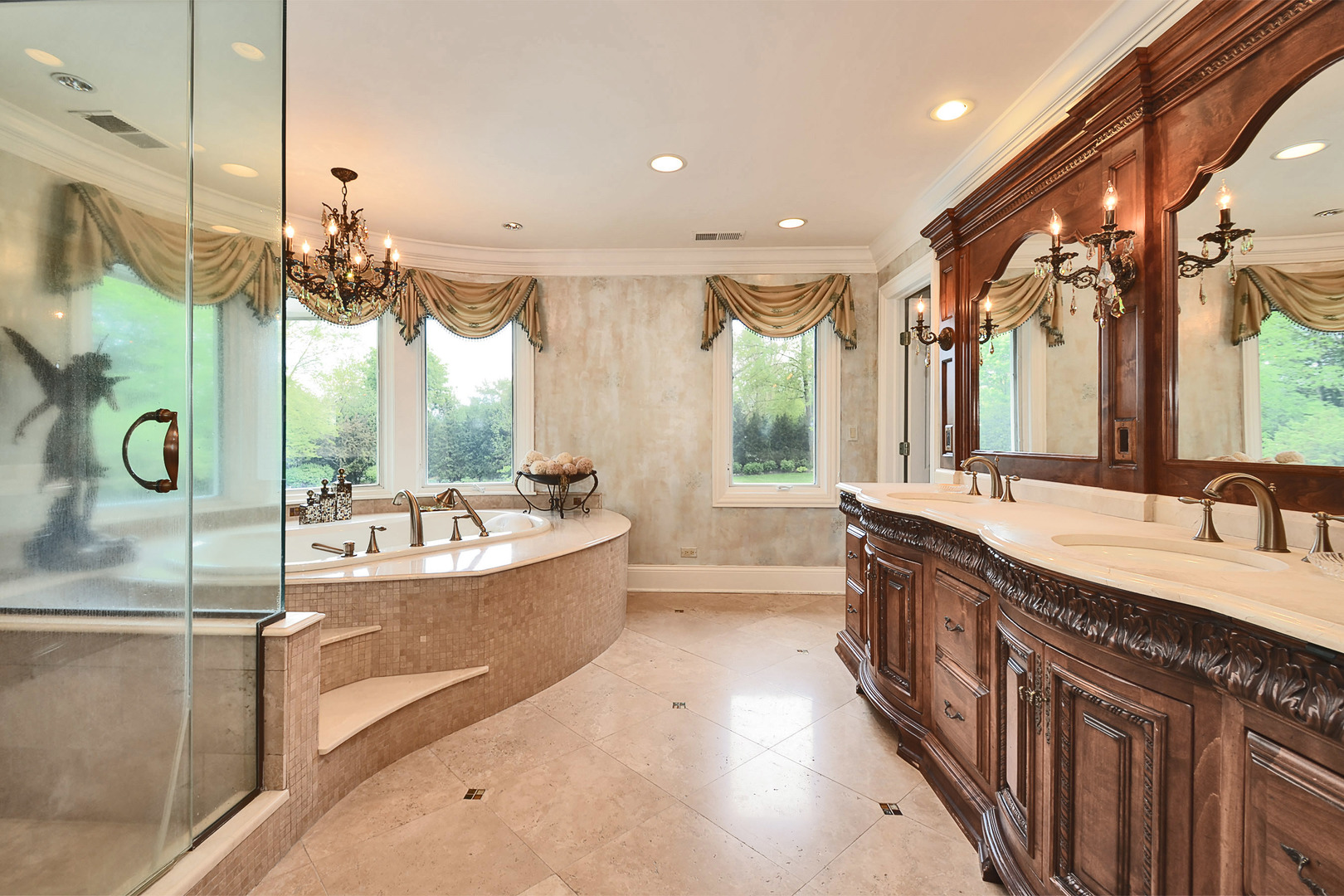 1877 Banbury Road, Inverness, IL 60067