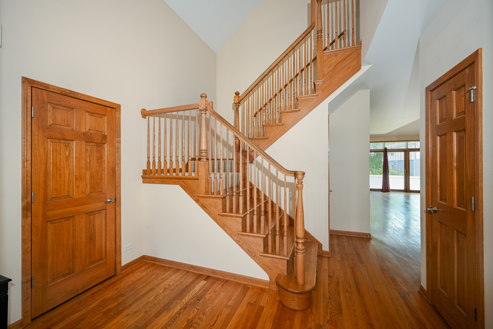 29W505 Cerny Circle, Warrenville, IL 60555