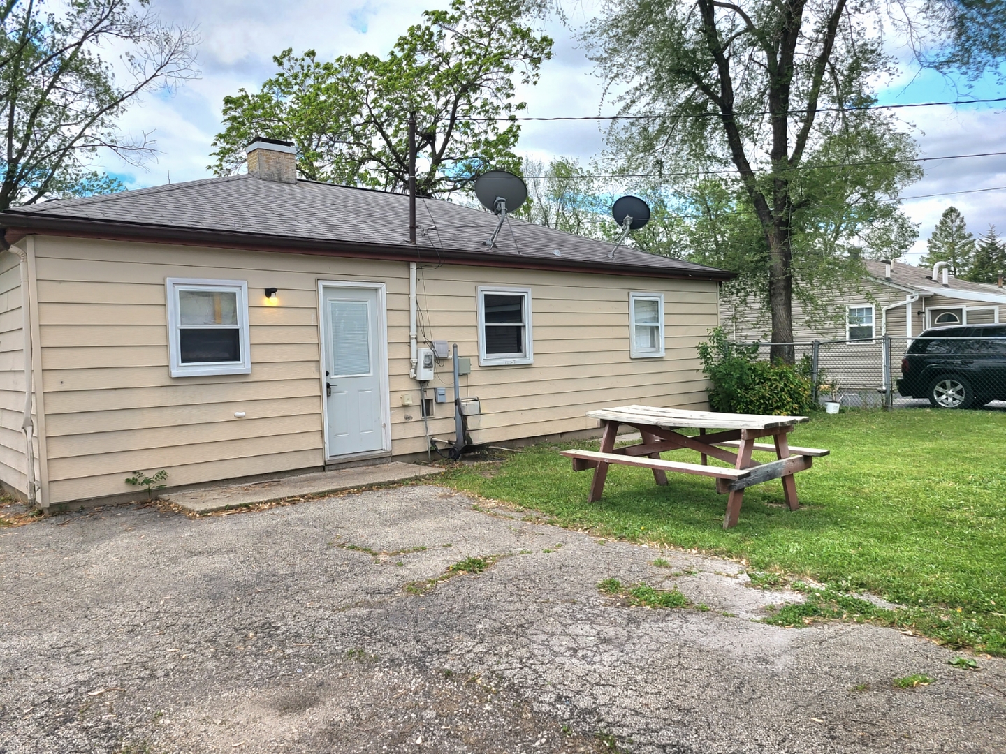 2305 Marmion Avenue, Joliet, IL 60436