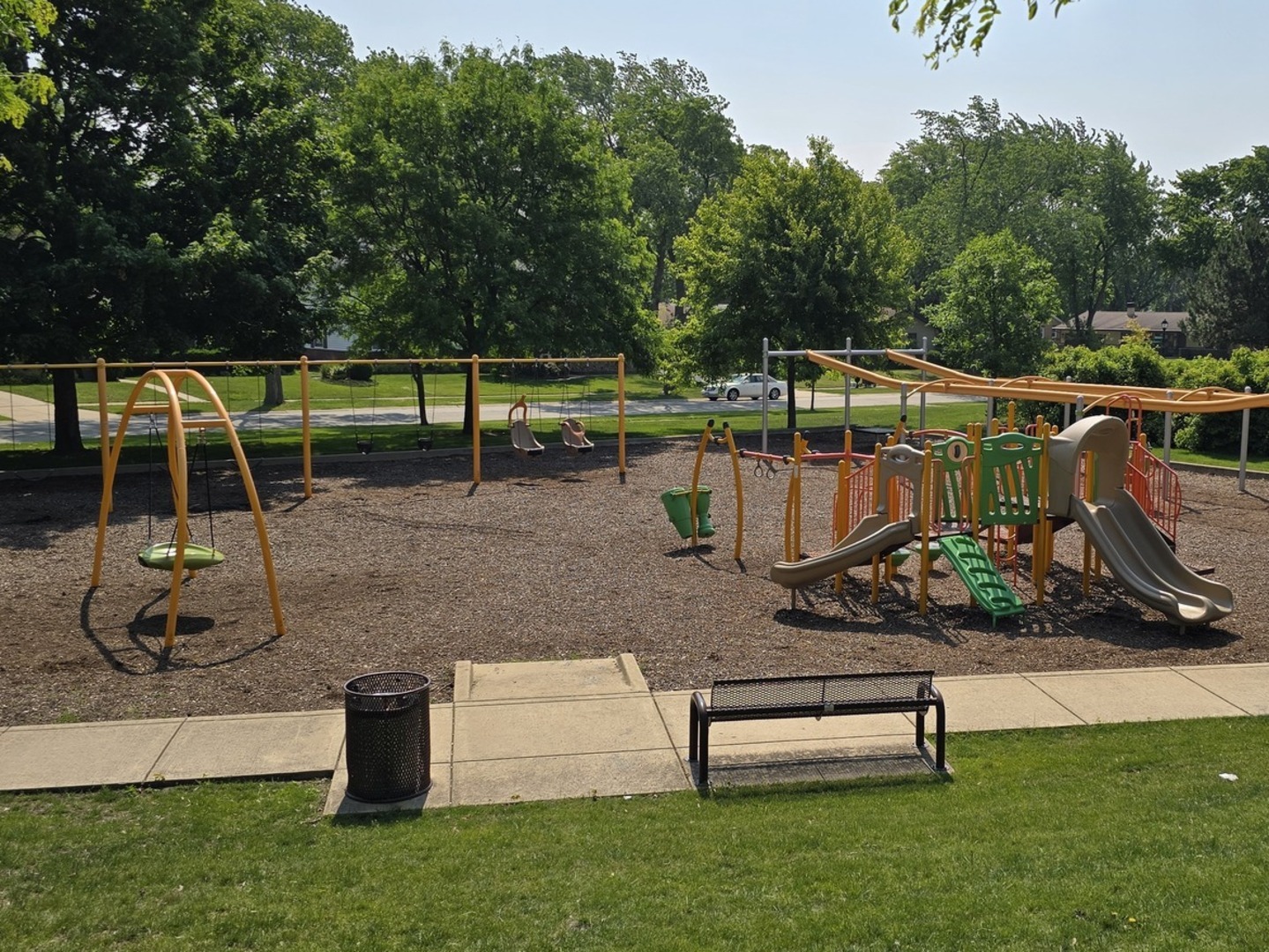 848 BONITA Avenue, Elk Grove Village, IL 60007