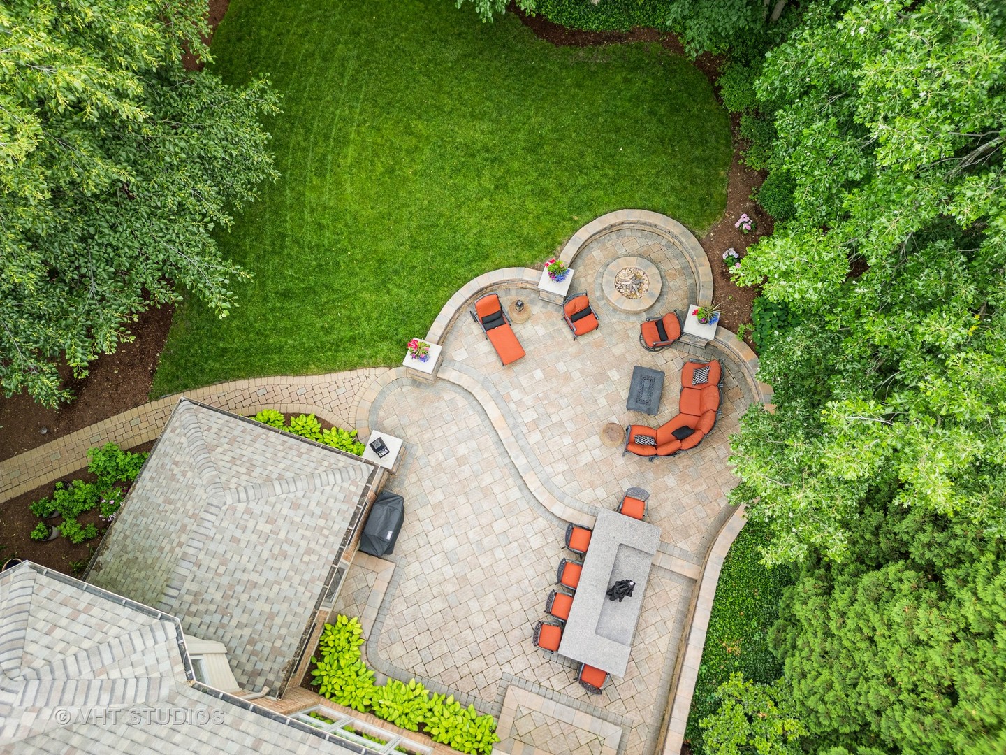 3104 Royal Fox Drive, St. Charles, IL 60174