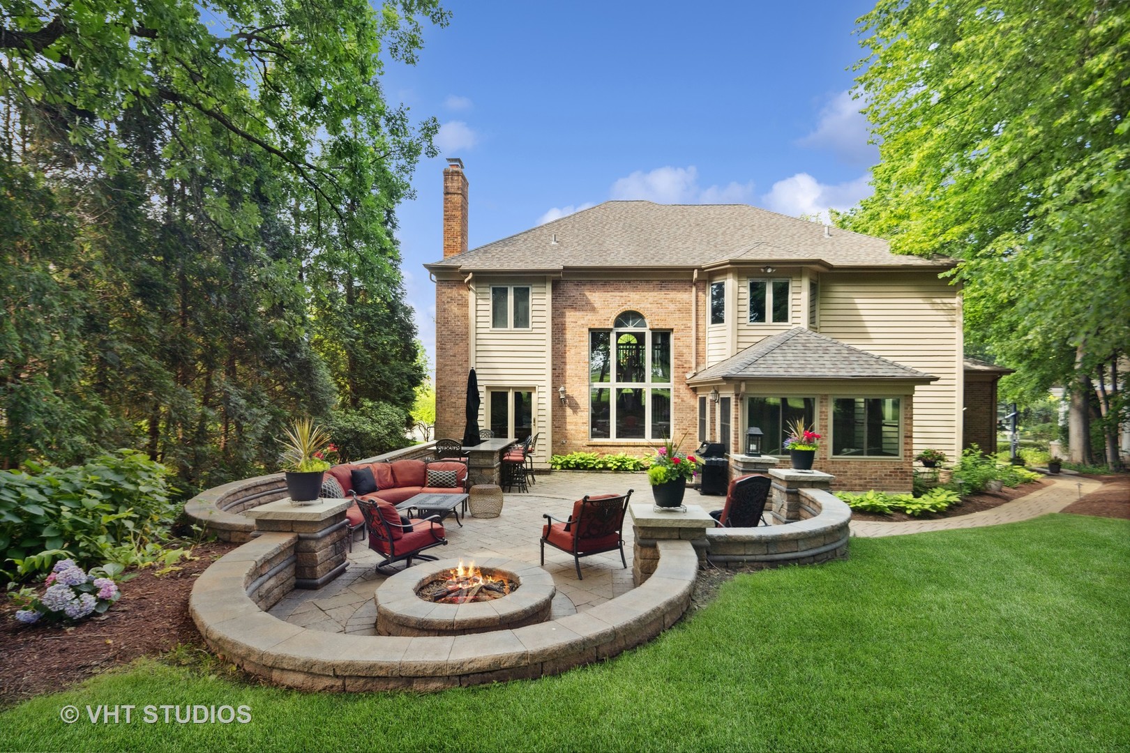 3104 Royal Fox Drive, St. Charles, IL 60174