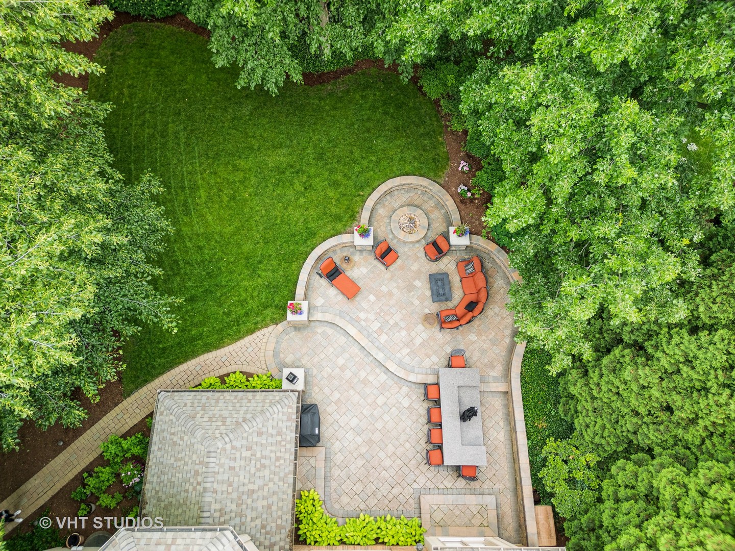 3104 Royal Fox Drive, St. Charles, IL 60174