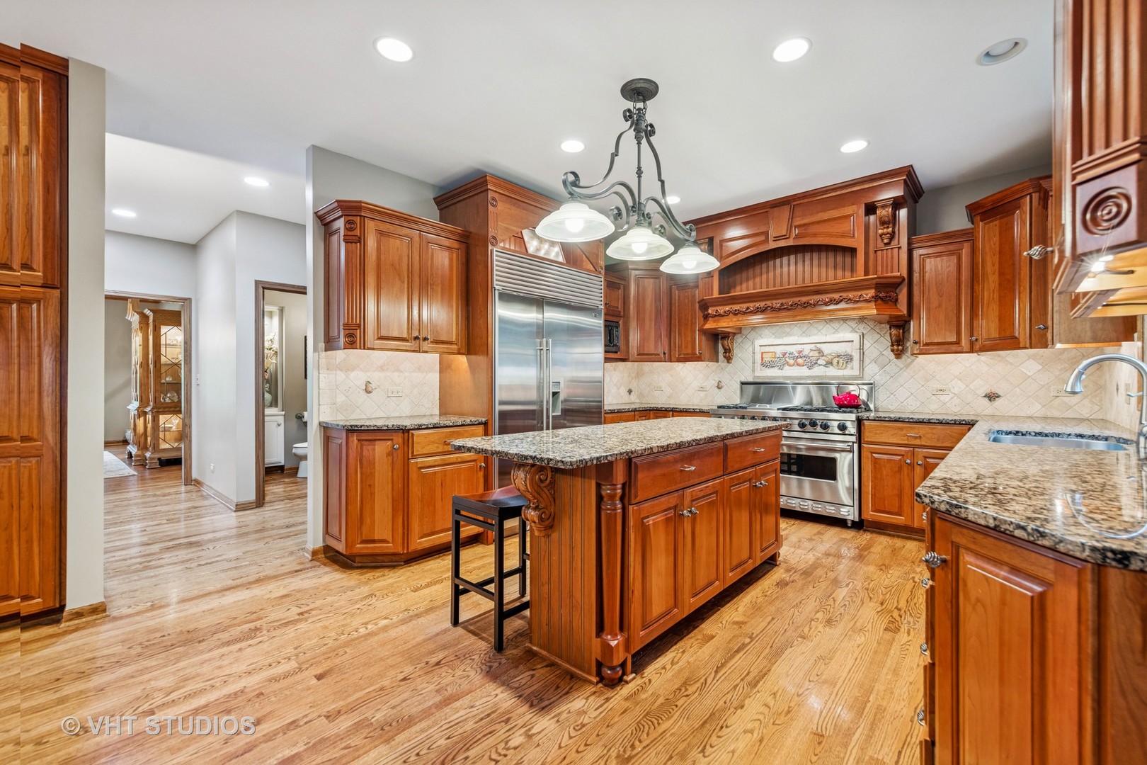 3104 Royal Fox Drive, St. Charles, IL 60174