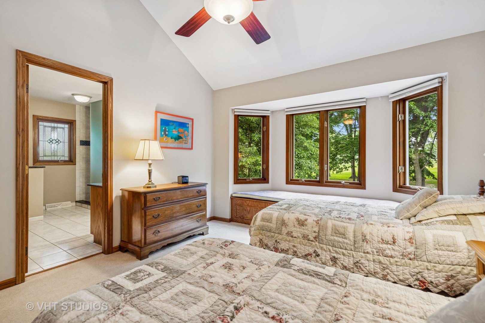 3104 Royal Fox Drive, St. Charles, IL 60174