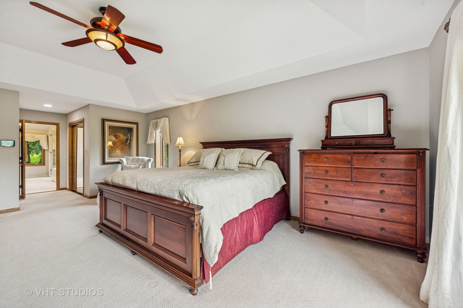 3104 Royal Fox Drive, St. Charles, IL 60174