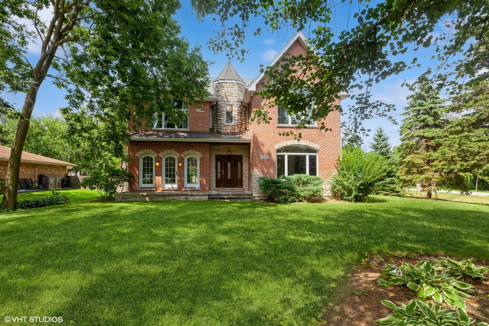 364 65th Street, Willowbrook, IL 60527
