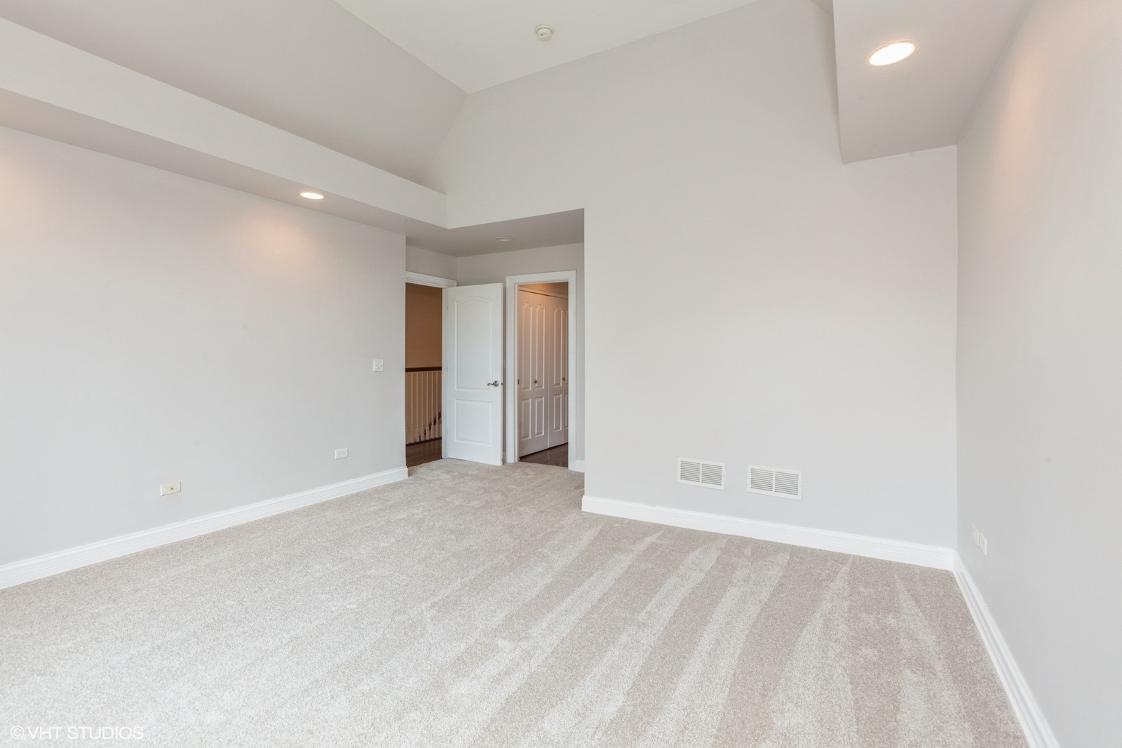364 65th Street, Willowbrook, IL 60527