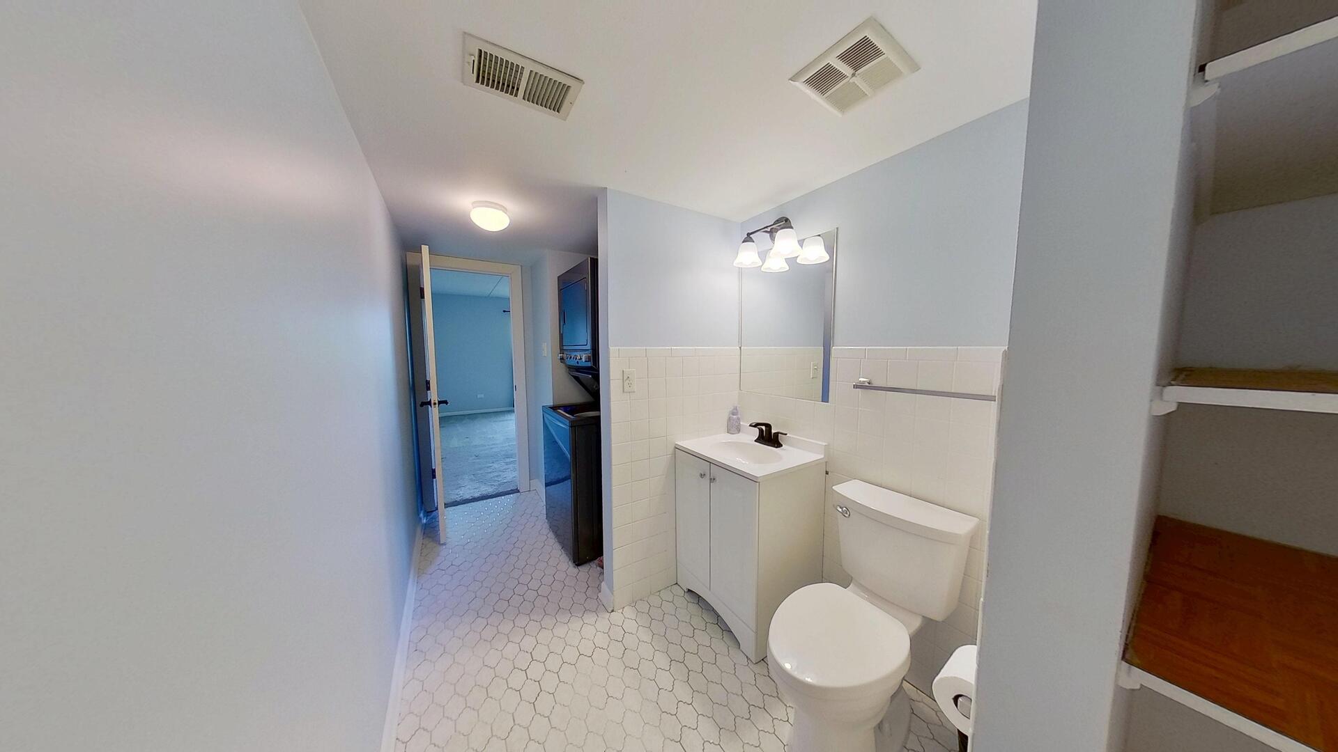 500 Redondo #308, Downers Grove, IL 60516