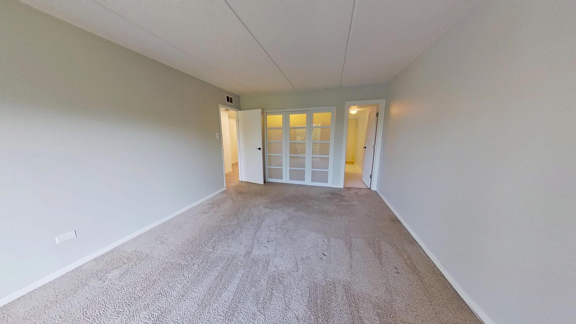 500 Redondo #308, Downers Grove, IL 60516