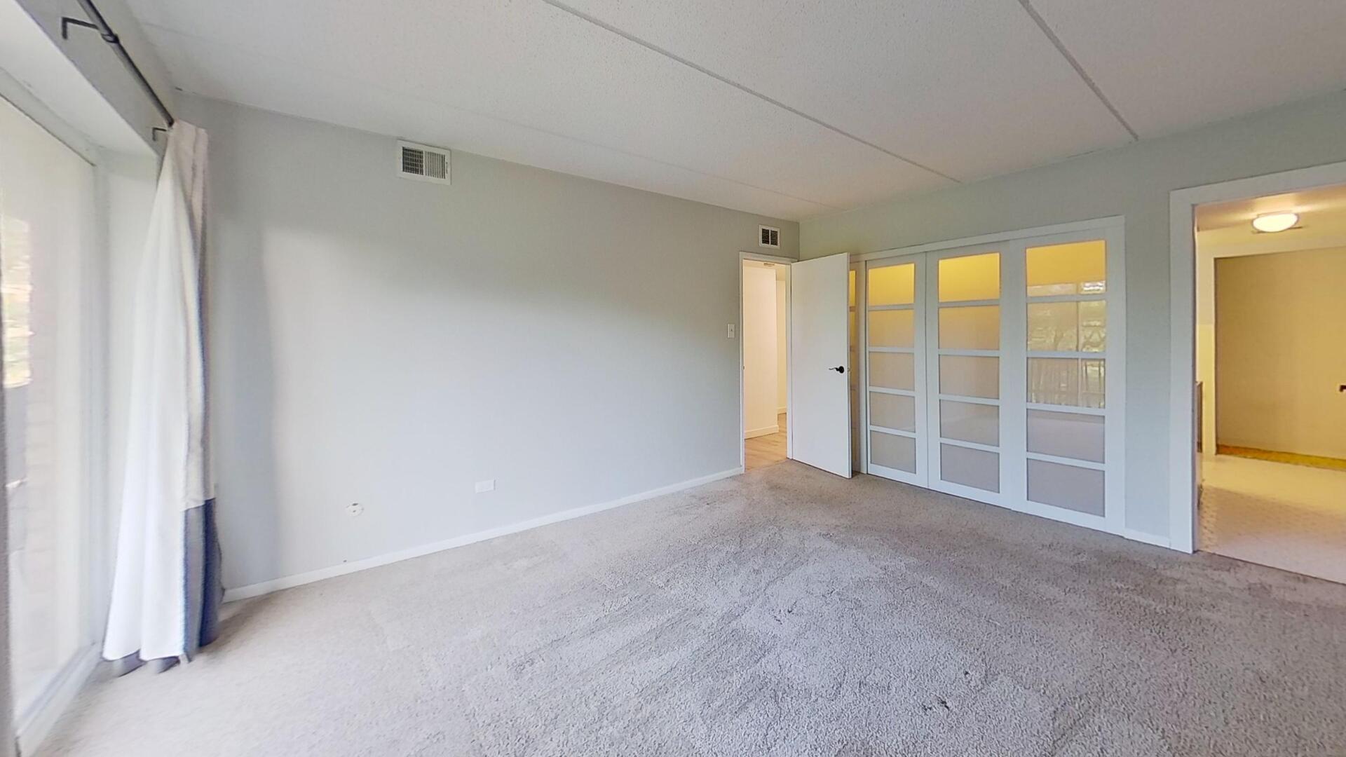 500 Redondo #308, Downers Grove, IL 60516