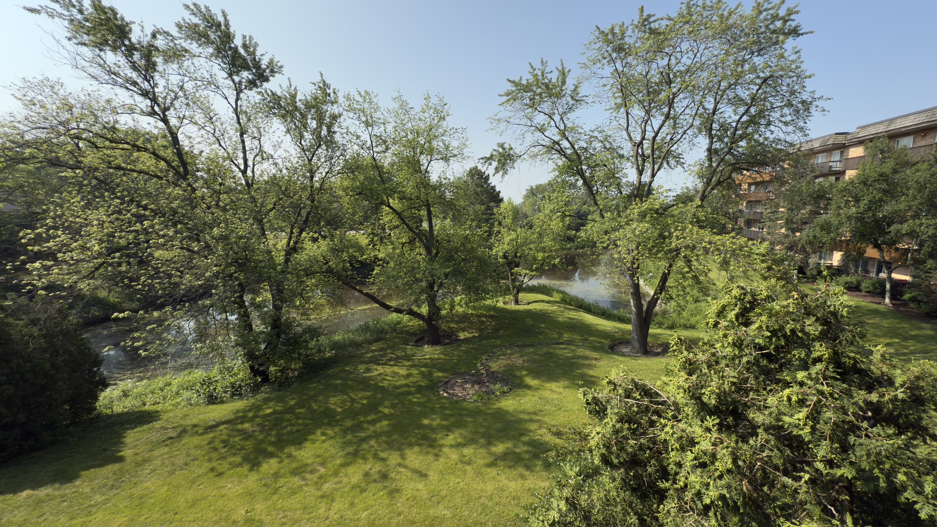 500 Redondo #308, Downers Grove, IL 60516