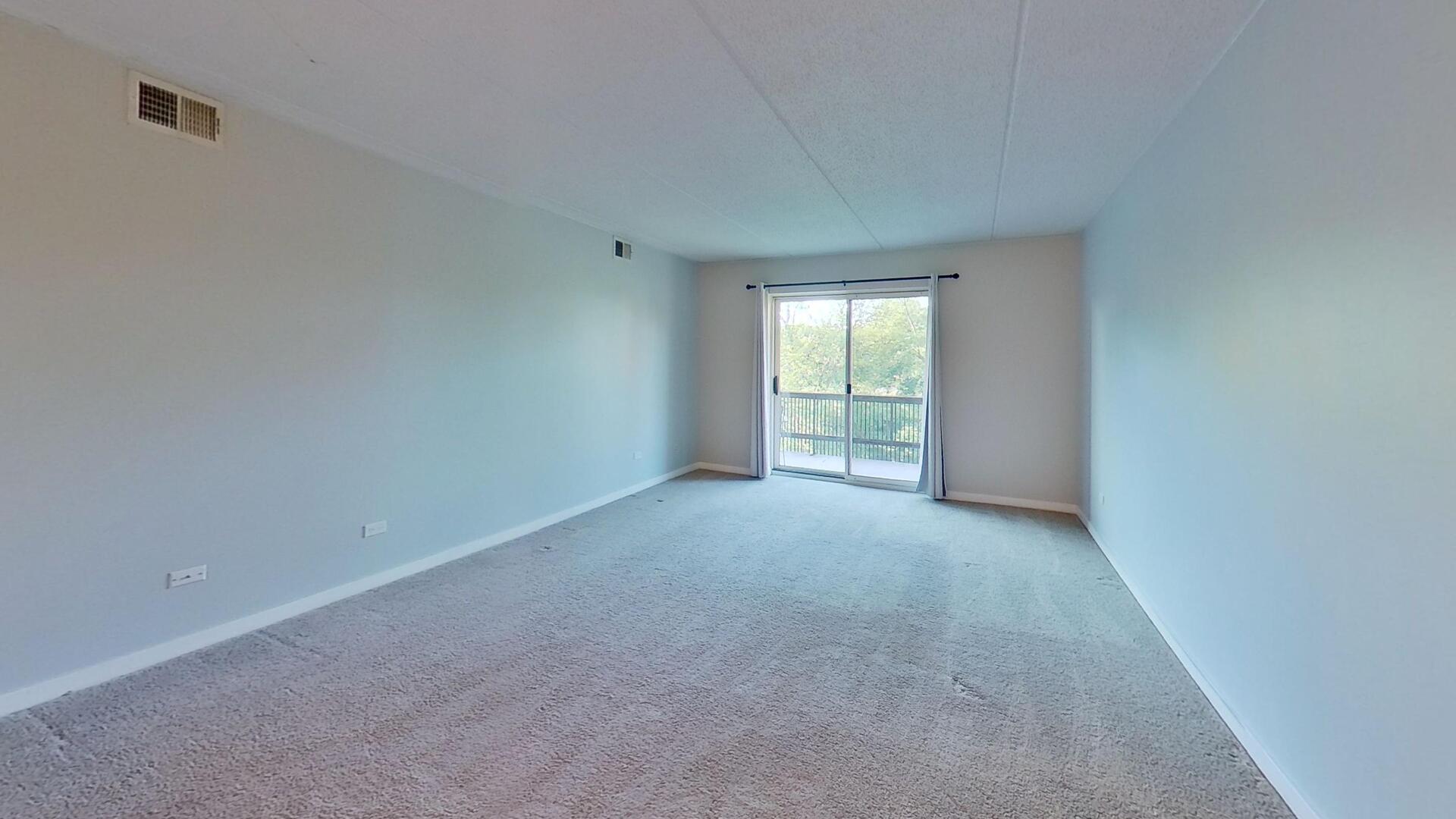 500 Redondo #308, Downers Grove, IL 60516
