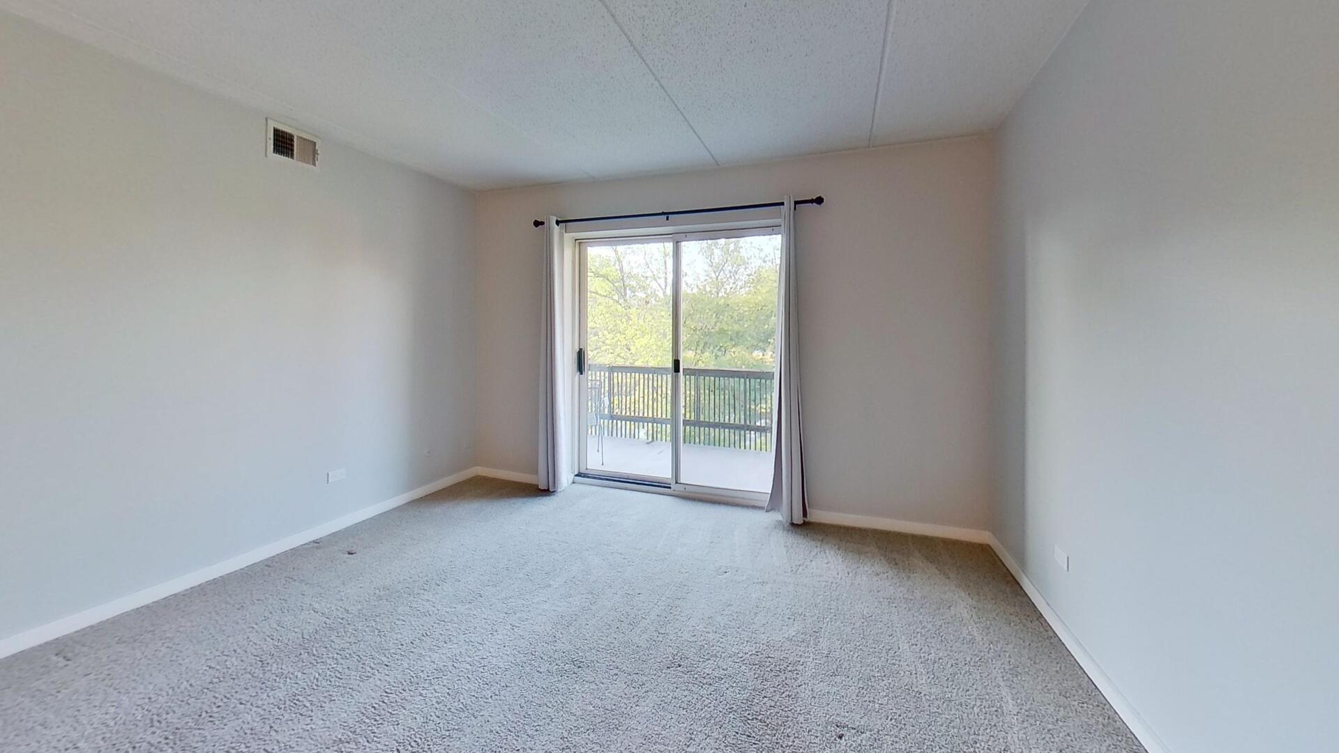 500 Redondo #308, Downers Grove, IL 60516