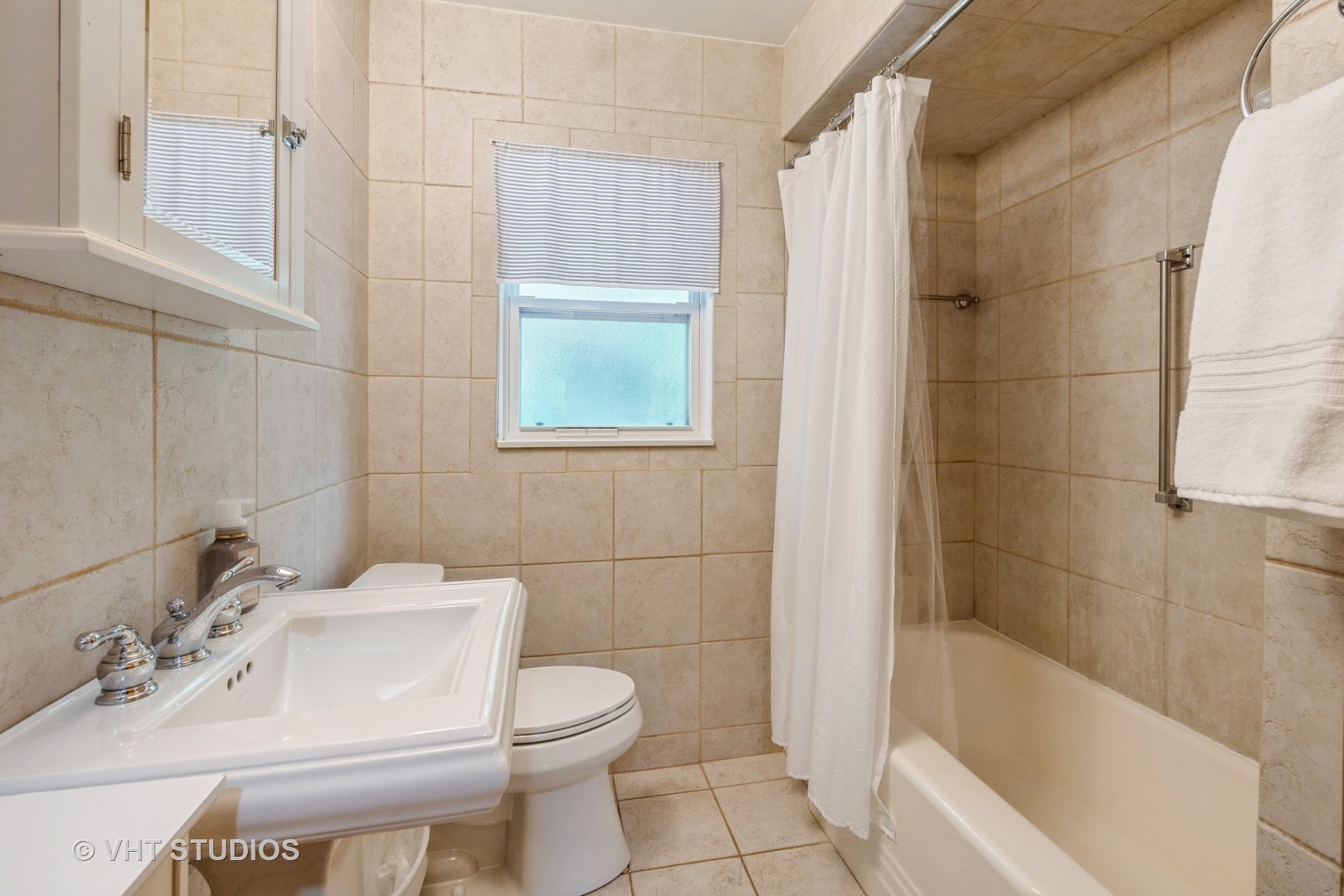 2601 Gordon Drive, Flossmoor, IL 60422