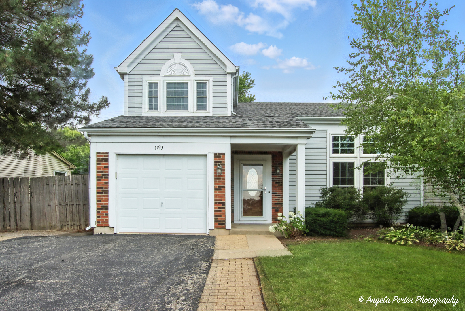 1193 Regent Drive, Mundelein, IL 60060